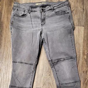 Old Navy Rockstar Skinny Jean